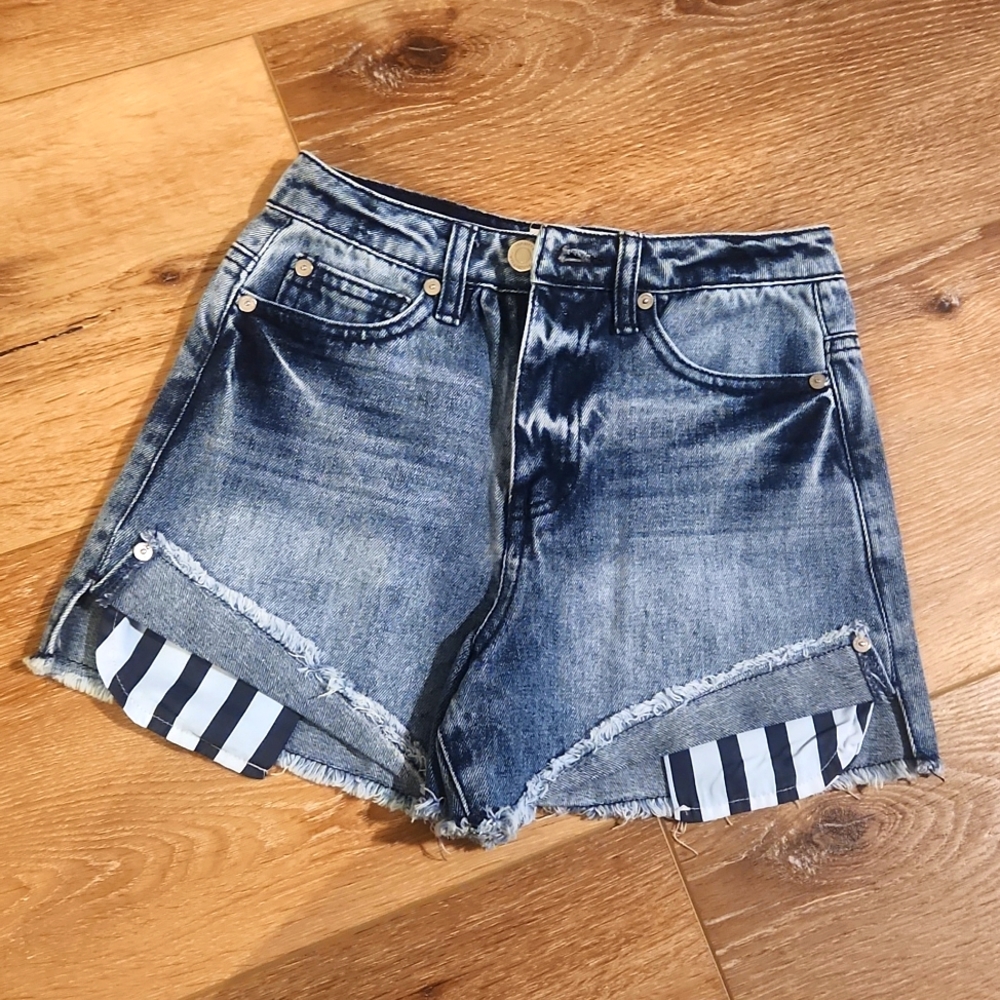 Habitual Kid High Rise Ritual Short